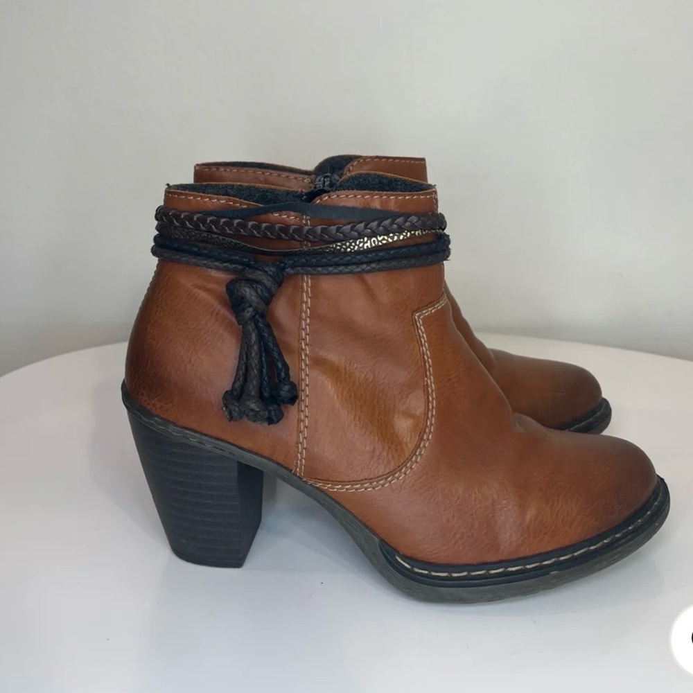 Rieker Tan Leather Ankle Boots with Black Accents, Rieker's Lisa 55298